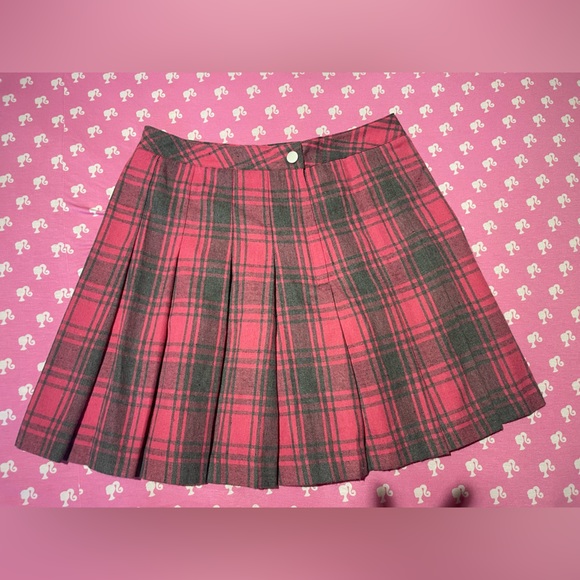 Blackmilk Plaid Pink High School Skirt Limited - Picture 3 of 4